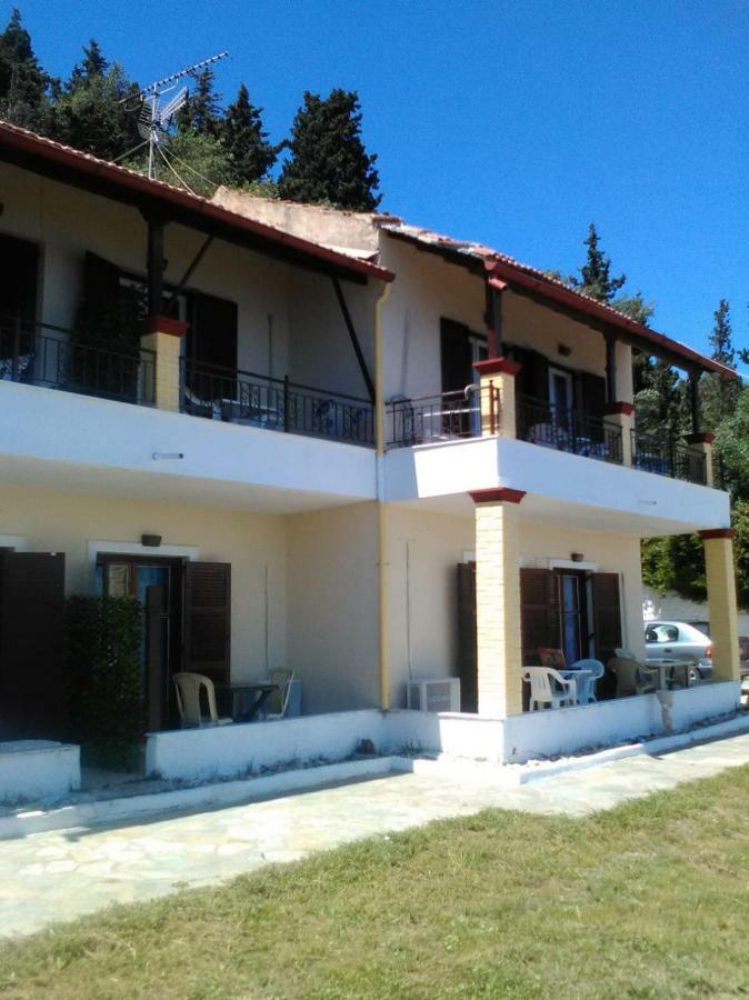 Sol E Mar Sea Side View Guesthouse Perama  Exterior photo